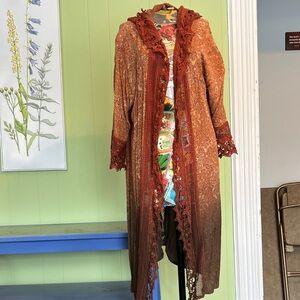 BKE Textured Knit Sweater in Rust